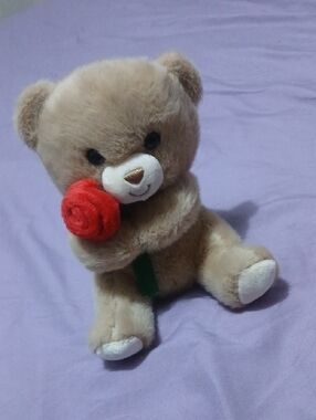 🚨Cute Brown Teddy Bear Holding Red Rose🚨